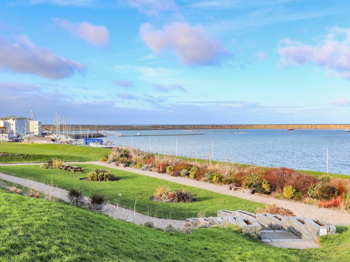 Port Apartment 1 Holyhead Kültér fotó
